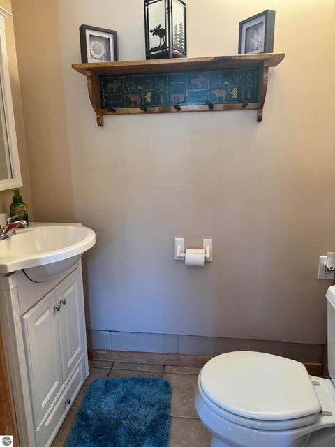 Tiny photo for 146 E Sixteenth Street, Traverse City, MI 49684 (MLS # 1945873)