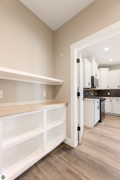 Tiny photo for 872 Vienna Way, Traverse City, MI 49696 (MLS # 1942061)