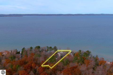 Tiny photo for 2755 Shore Wood Drive, Traverse City, MI 49686 (MLS # 1948128)