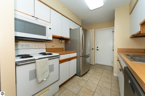 Tiny photo for 110 Apricot Lane, Mt Pleasant, MI 48858 (MLS # 1950943)