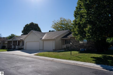 Tiny photo for 110 Apricot Lane, Mt Pleasant, MI 48858 (MLS # 1950943)