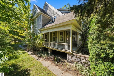 Tiny photo for 146 E Eleventh Street, Traverse City, MI 49684 (MLS # 1951217)