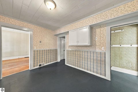 Tiny photo for 146 E Eleventh Street, Traverse City, MI 49684 (MLS # 1951217)
