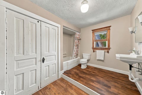 Tiny photo for 146 E Eleventh Street, Traverse City, MI 49684 (MLS # 1951217)