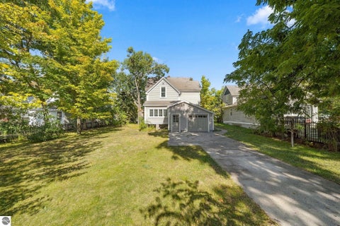 Tiny photo for 146 E Eleventh Street, Traverse City, MI 49684 (MLS # 1951217)