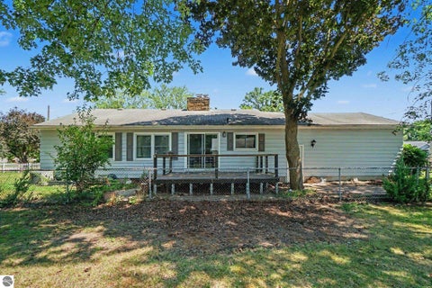 Tiny photo for 601 N Brown Street, Mt Pleasant, MI 48858 (MLS # 1948868)