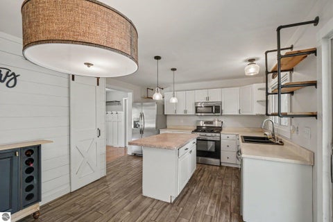 Tiny photo for 601 N Brown Street, Mt Pleasant, MI 48858 (MLS # 1948868)