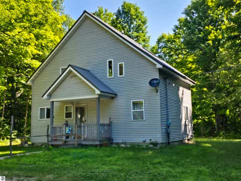 Tiny photo for 3878 Vista Valley Trail, Mesick, MI 49668 (MLS # 1948716)