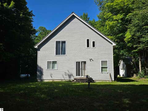 Tiny photo for 3878 Vista Valley Trail, Mesick, MI 49668 (MLS # 1948716)