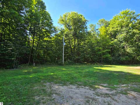Tiny photo for 3878 Vista Valley Trail, Mesick, MI 49668 (MLS # 1948716)