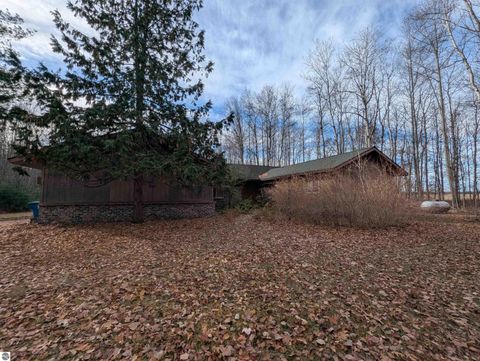 Tiny photo for 3895 Ellison Road, Standish, MI 48658 (MLS # 1940866)