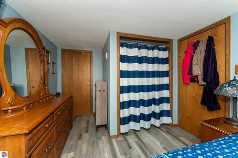 Tiny photo for 1608 Fessenden Avenue, Mt Pleasant, MI 48858 (MLS # 1945223)