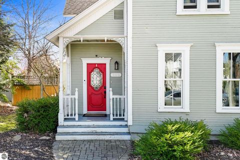 Tiny photo for 206 E Ninth Street, Traverse City, MI 49684 (MLS # 1944274)