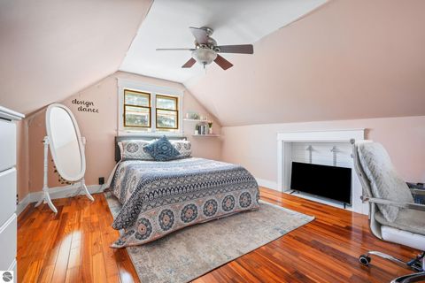 Tiny photo for 206 E Ninth Street, Traverse City, MI 49684 (MLS # 1944274)