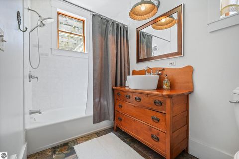 Tiny photo for 206 E Ninth Street, Traverse City, MI 49684 (MLS # 1944274)