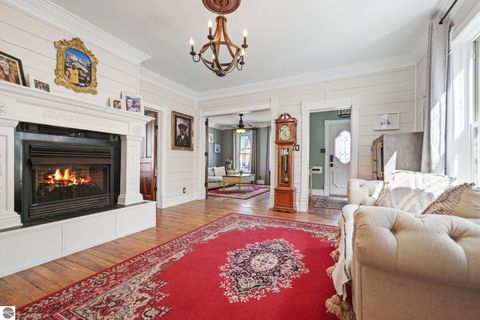 Tiny photo for 206 E Ninth Street, Traverse City, MI 49684 (MLS # 1944274)