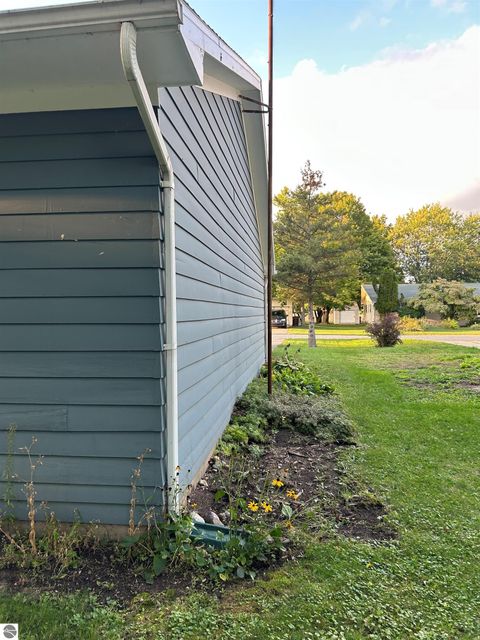 Tiny photo for 3146 N Concourse Drive, Mt Pleasant, MI 48858 (MLS # 1942558)