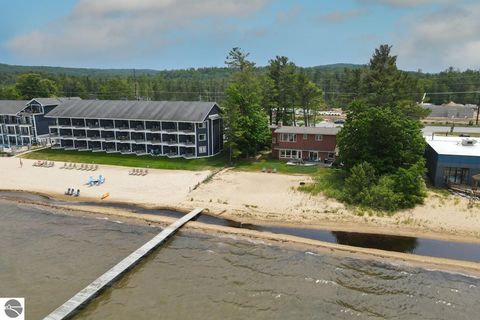 Tiny photo for 2175 N US-31 N, Traverse City, MI 49686 (MLS # 1942892)