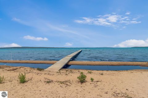 Photo of 2175 N US-31 N, Traverse City, MI 49686 (MLS # 1942892)