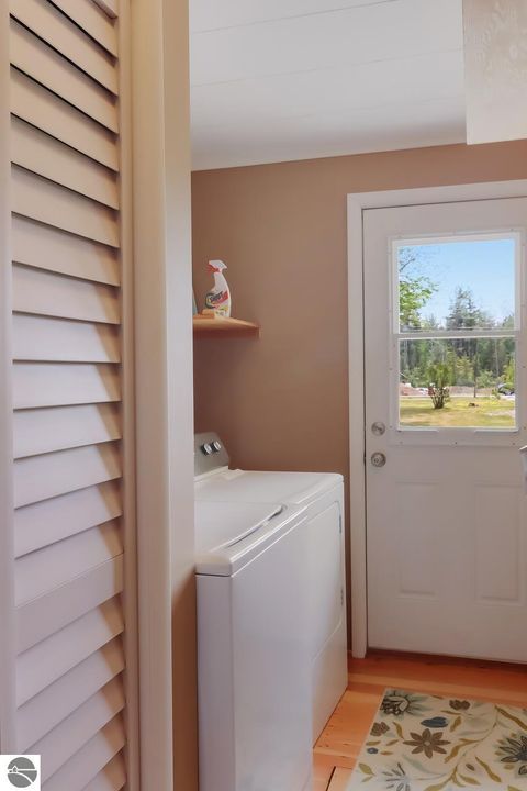 Tiny photo for 2175 N US-31 N, Traverse City, MI 49686 (MLS # 1942892)