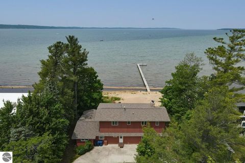 Tiny photo for 2175 N US-31 N, Traverse City, MI 49686 (MLS # 1942892)