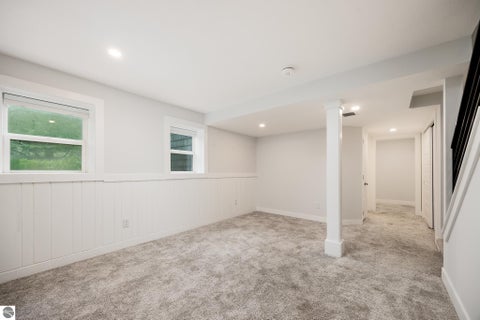 Tiny photo for 887 Washington Street, Traverse City, MI 49686 (MLS # 1950588)