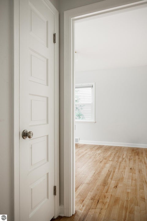 Tiny photo for 887 Washington Street, Traverse City, MI 49686 (MLS # 1950588)