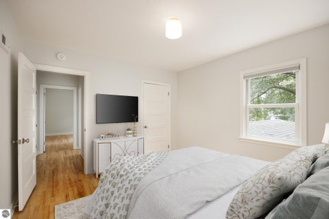 Tiny photo for 887 Washington Street, Traverse City, MI 49686 (MLS # 1950588)