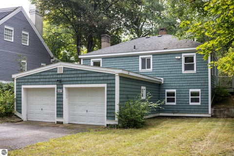 Tiny photo for 887 Washington Street, Traverse City, MI 49686 (MLS # 1950588)