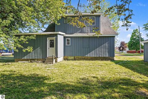 Tiny photo for 214 W 2nd Street, Pinconning, MI 48650 (MLS # 1946253)