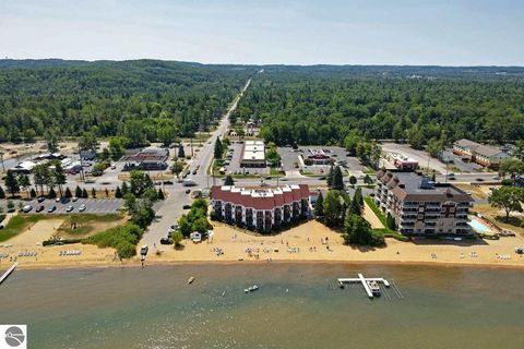 Tiny photo for 1995 Us31 #321, Traverse City, MI 49686 (MLS # 1942779)