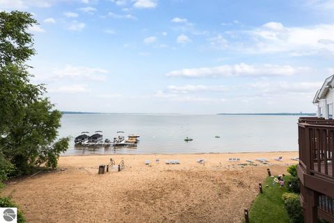 Tiny photo for 1995 Us31 #321, Traverse City, MI 49686 (MLS # 1942779)