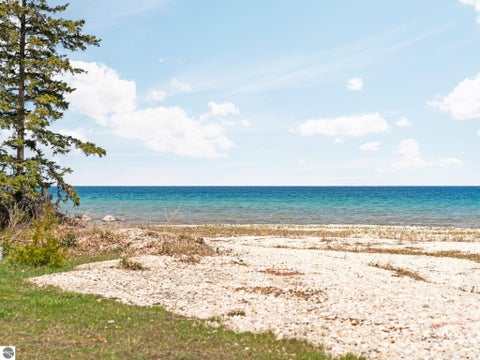 Tiny photo for 7031 Applewood Drive, Charlevoix, MI 49720 (MLS # 1947979)