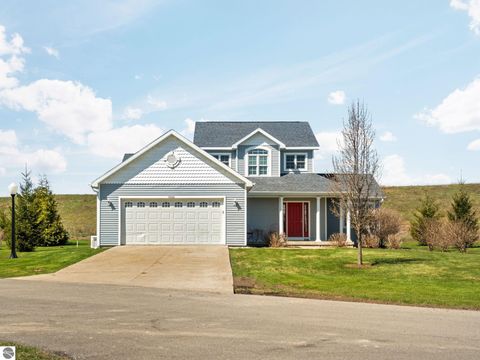 Tiny photo for 7031 Applewood Drive, Charlevoix, MI 49720 (MLS # 1947979)