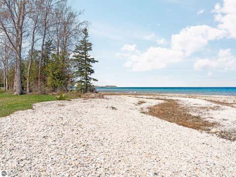 Tiny photo for 7031 Applewood Drive, Charlevoix, MI 49720 (MLS # 1947979)