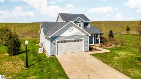 Tiny photo for 7031 Applewood Drive, Charlevoix, MI 49720 (MLS # 1947979)