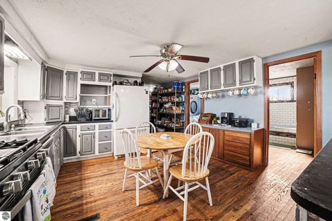 Tiny photo for 996 E Monroe Road, St Louis, MI 48880 (MLS # 1943784)