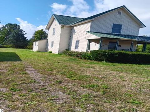 Tiny photo for 208 E Main Street, Hale, MI 48739 (MLS # 1942371)