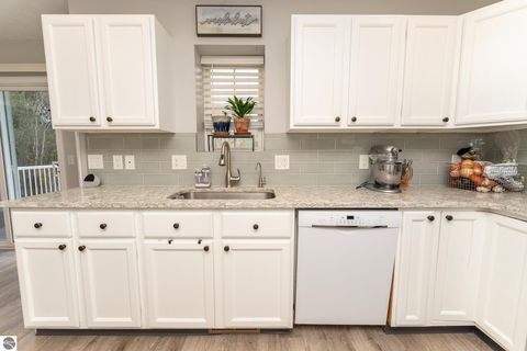 Tiny photo for 1151 Meadow Drive, Mt Pleasant, MI 48858 (MLS # 1944483)