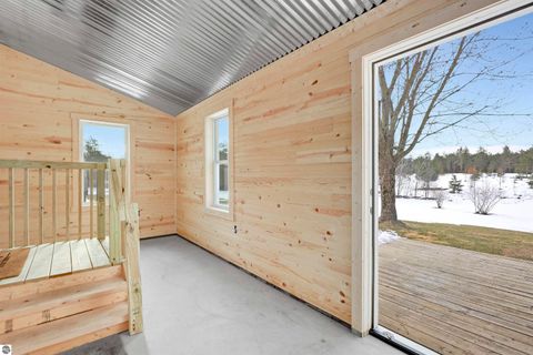 Tiny photo for 2518 E 32 Road, Cadillac, MI 49601 (MLS # 1943295)