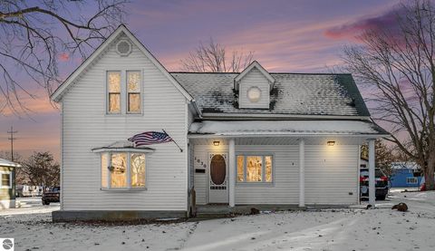 Tiny photo for 1030 Eastward Street, Alma, MI 48801 (MLS # 1941453)