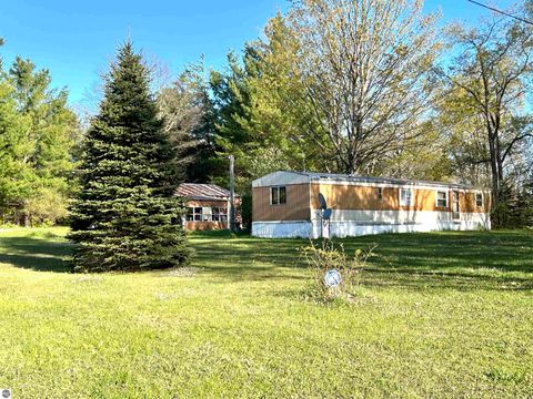 Tiny photo for 1718 N Saddler Road, Luther, MI 49656 (MLS # 1945148)