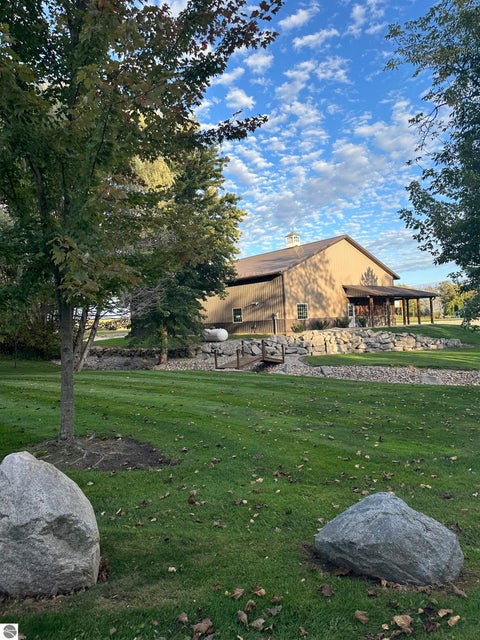 Tiny photo for 1025 Reed Road, Sterling, MI 48659 (MLS # 1951491)