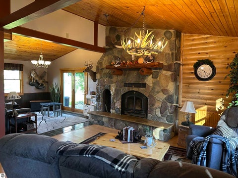Tiny photo for 1025 Reed Road, Sterling, MI 48659 (MLS # 1951491)