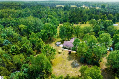 Tiny photo for 14143 Erdman Road, Arcadia, MI 49613 (MLS # 1948308)