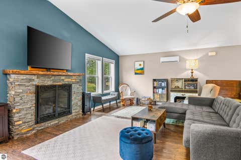 Tiny photo for 14143 Erdman Road, Arcadia, MI 49613 (MLS # 1948308)
