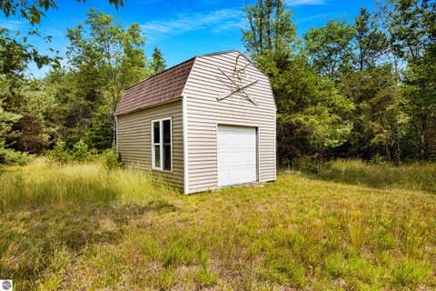 Tiny photo for 14143 Erdman Road, Arcadia, MI 49613 (MLS # 1948308)