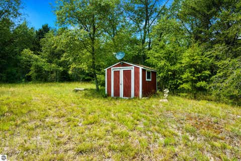 Tiny photo for 14143 Erdman Road, Arcadia, MI 49613 (MLS # 1948308)