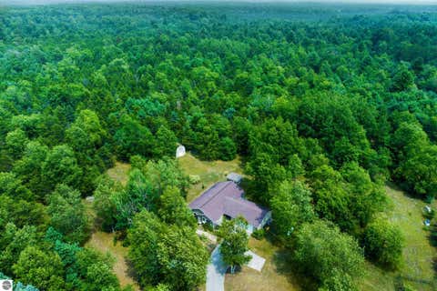 Tiny photo for 14143 Erdman Road, Arcadia, MI 49613 (MLS # 1948308)