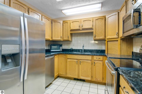 Tiny photo for 911 S Hammond Place, Traverse City, MI 49686 (MLS # 1952066)